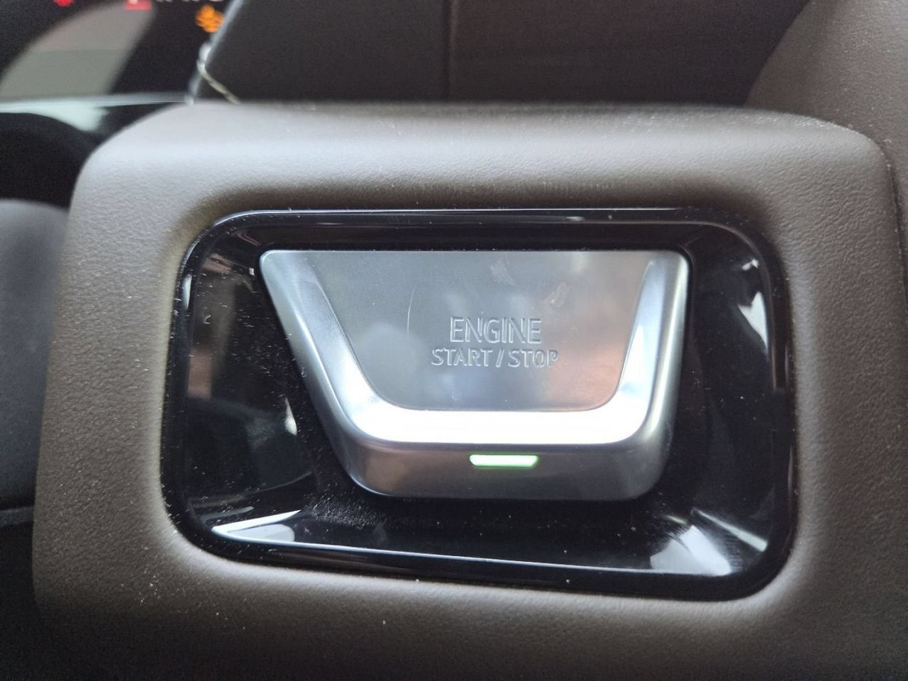Used 2025 Downpour Metallic GMC Denali Ultimate image 15