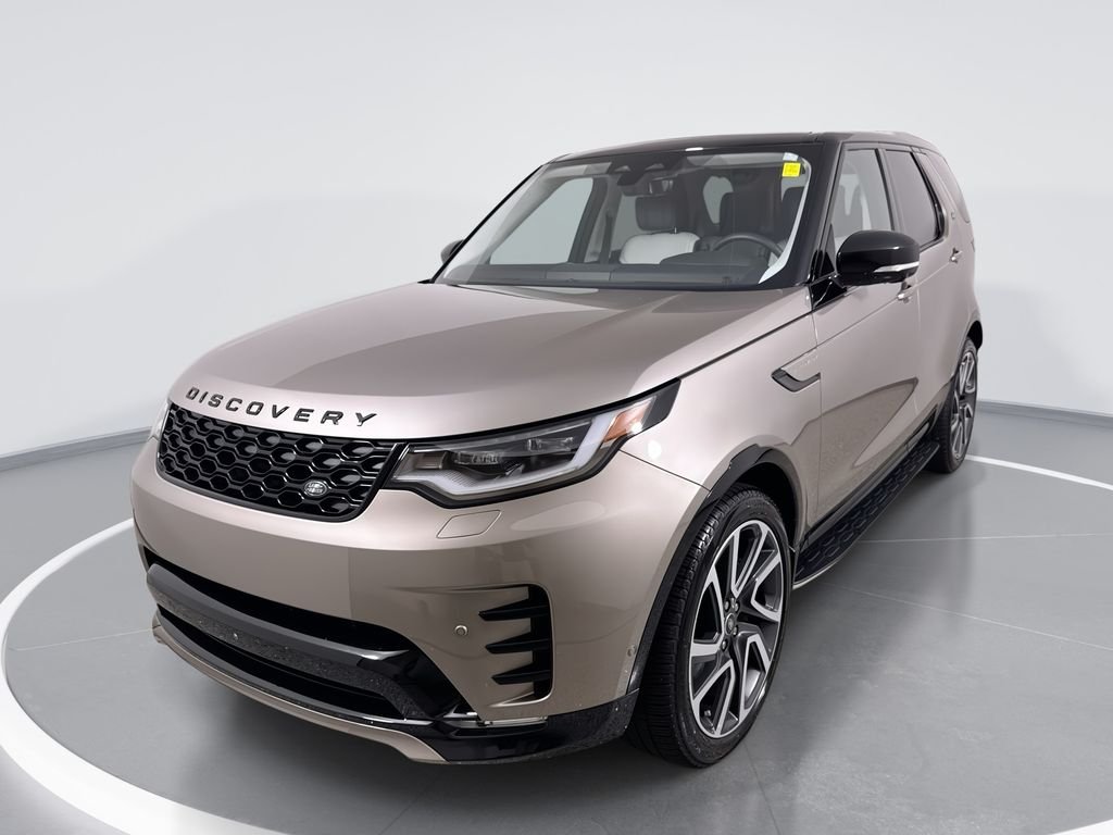 Certified Used 2025 Brown Land Rover Dynamic SE image 1