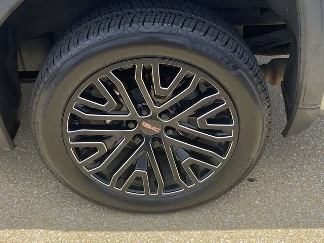 Used 2019 Gray GMC Denali image 7
