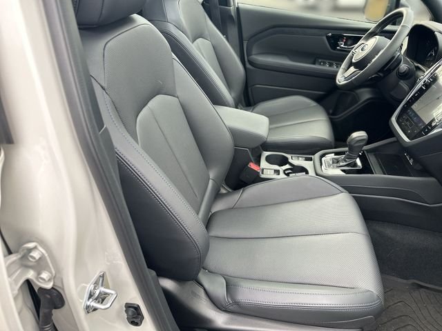 Used 2025 White Subaru Limited image 26