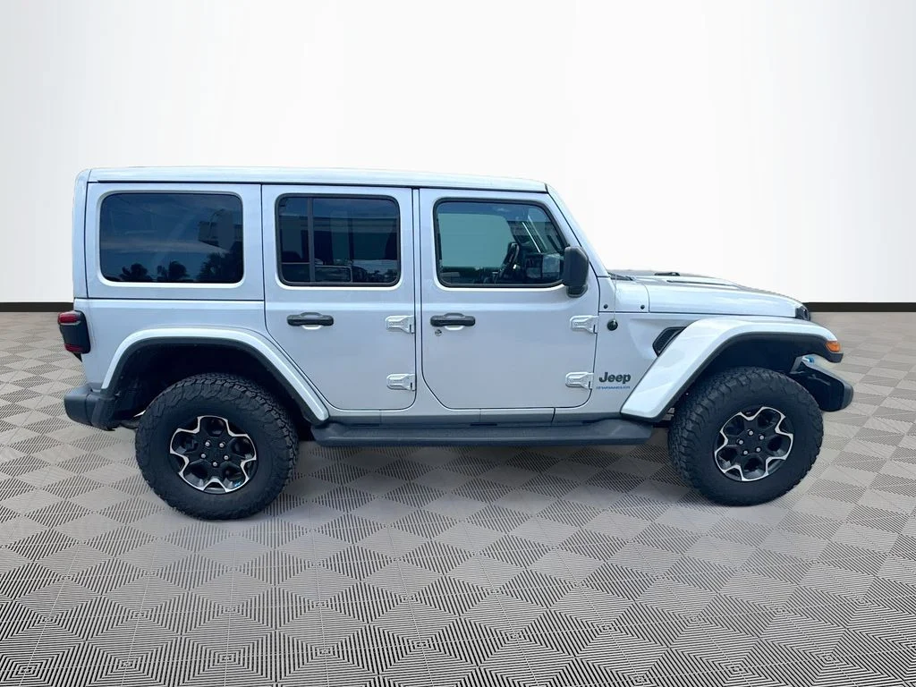 Used 2023 Silver Jeep Rubicon 4xe image 5