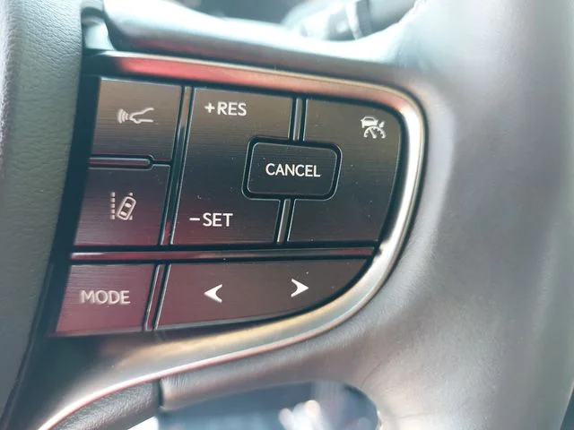 Used 2020 White Lexus 350 image 18
