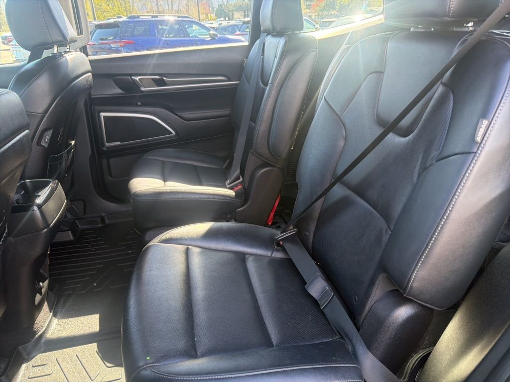 Used 2023 Ebony Black Kia S image 17