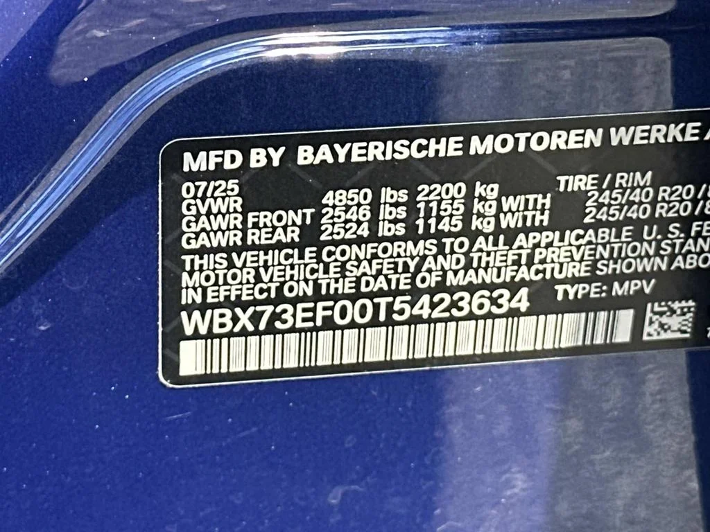 Used 2026 Blue Metallic BMW xDrive28i image 31