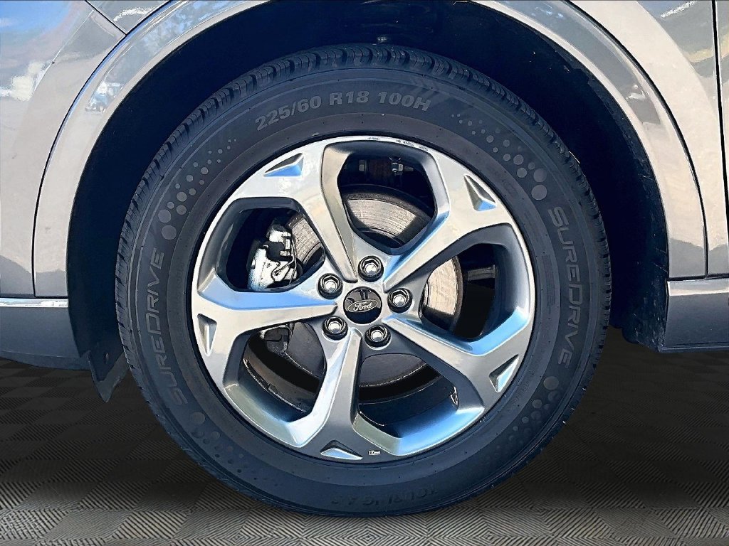 Used 2024 Gray Metallic Ford ST-Line image 7