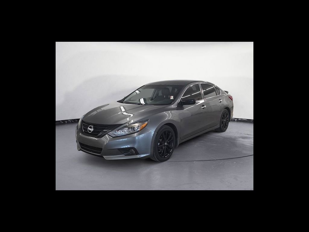 Used 2018 Gray Nissan 2.5 SR image 2