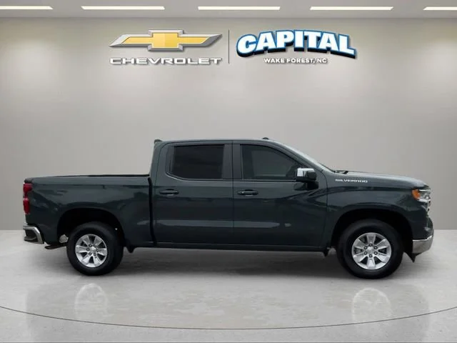 Used 2025 Cypress Gray Chevrolet LT image 6