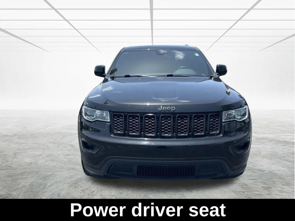 Used 2021 Black Jeep Laredo E image 9