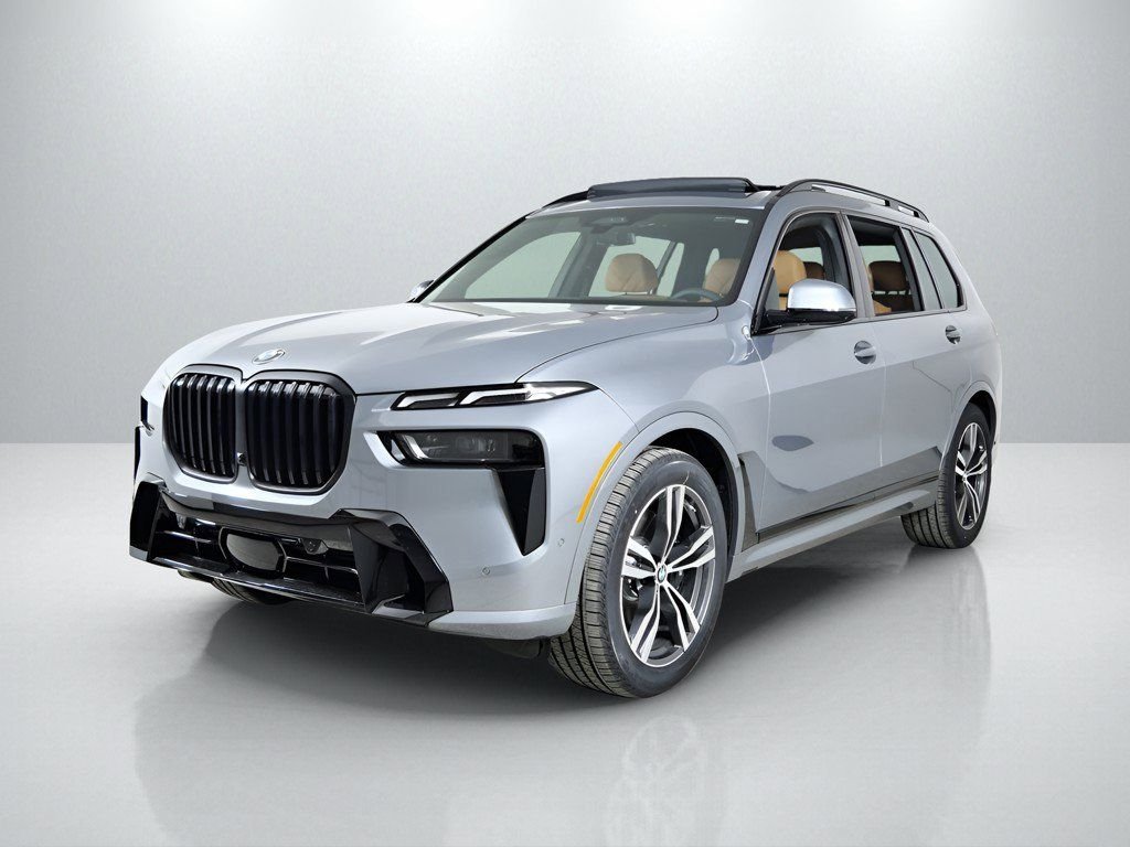 Used 2026 Gray BMW xDrive40i image 1