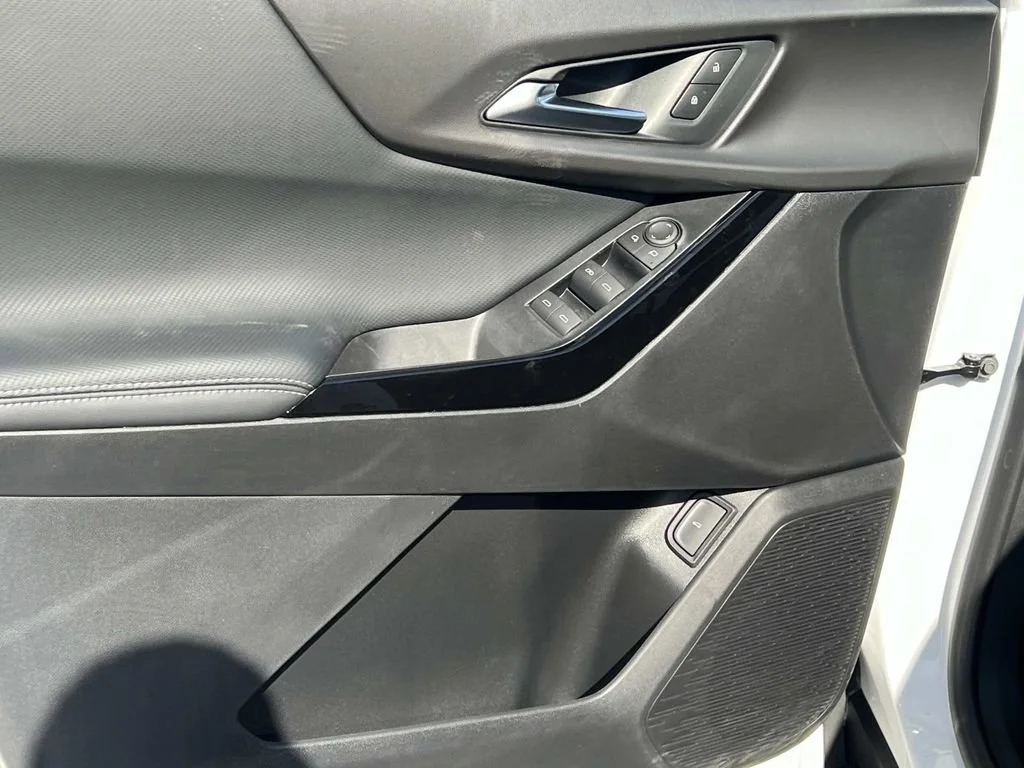 New 2026 Summit White Chevrolet LT image 10