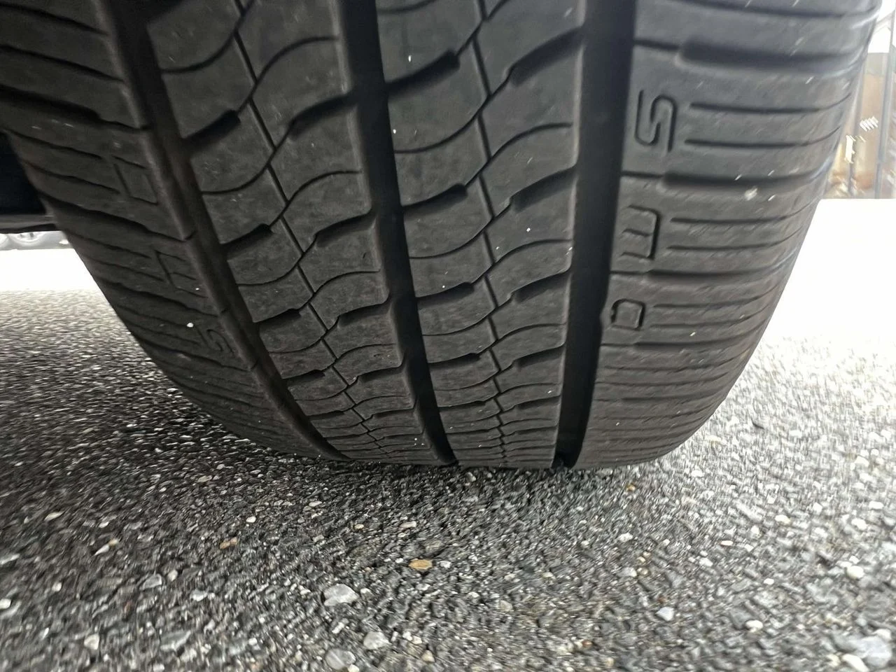 Used 2016 Red Honda Touring image 11