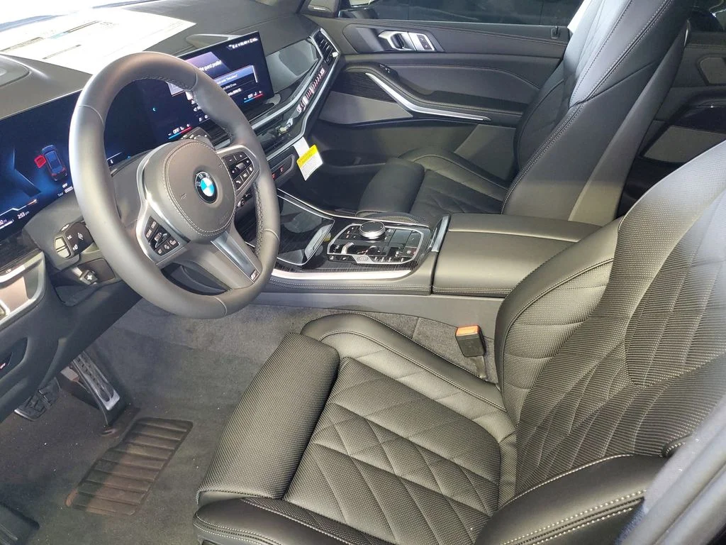 Used 2026 Black BMW sDrive40i image 15