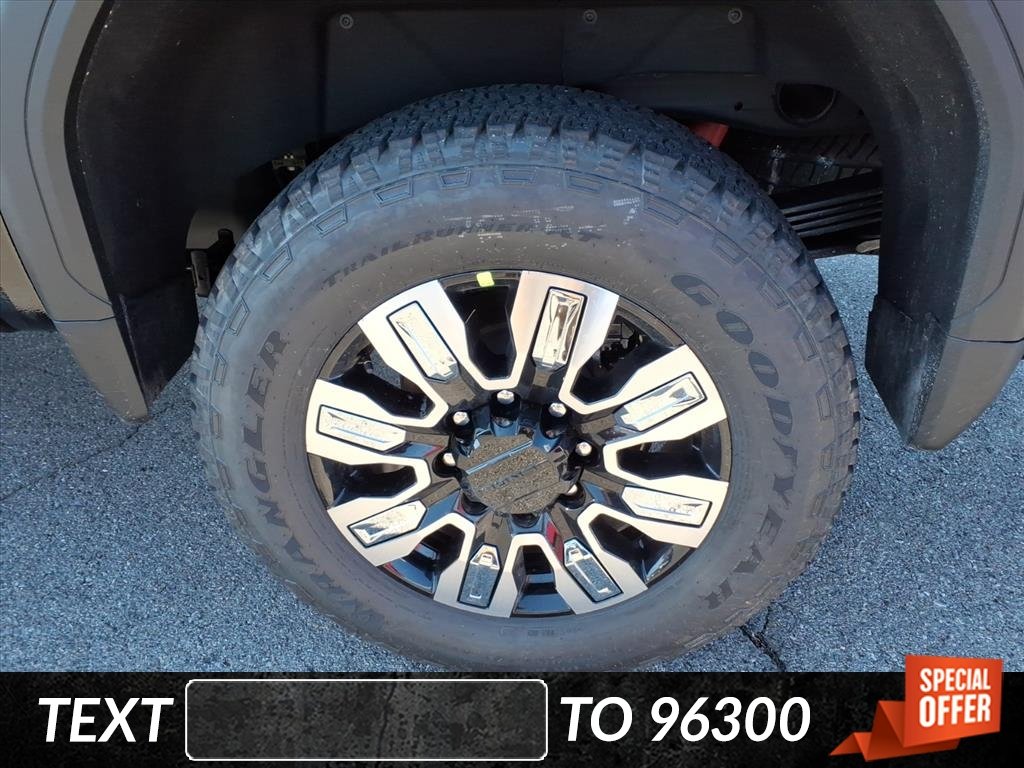 2026 Gmc Sierra 2500 HD Denali photo 4