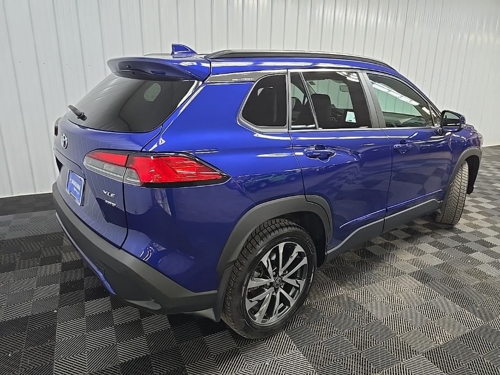 Used 2023 Blue Toyota XLE image 10