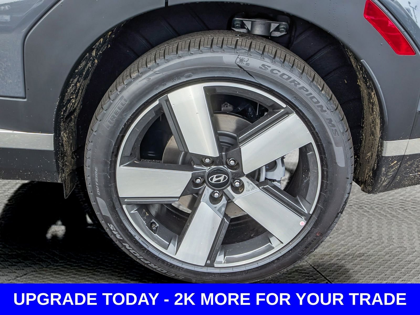 2026 Hyundai Santa Fe Limited - Photo 10