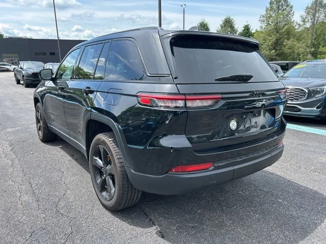 Certified Used 2023 Black Jeep Altitude X image 3