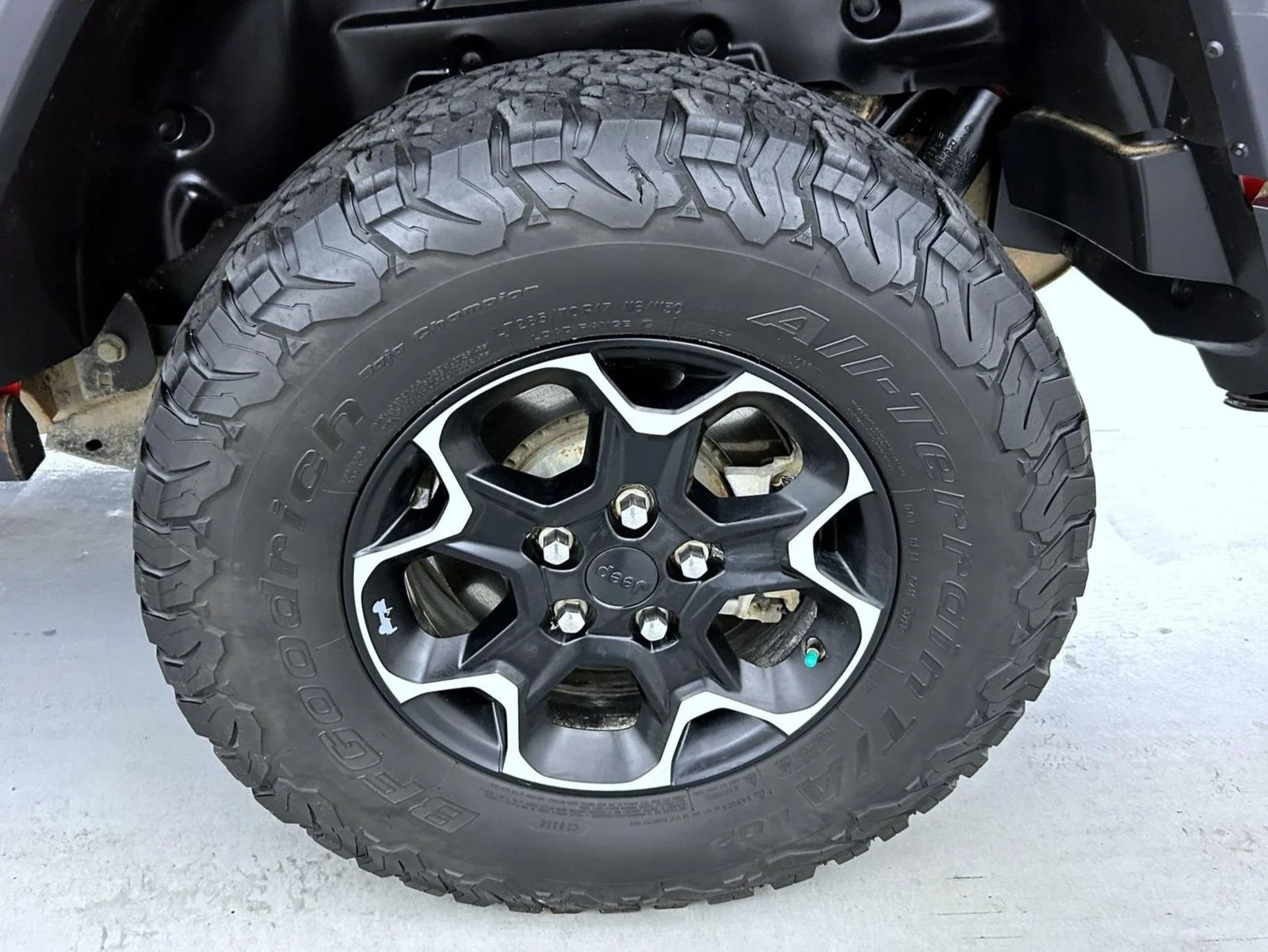 Used 2021 Red Jeep Unlimited Rubicon 4xe image 23