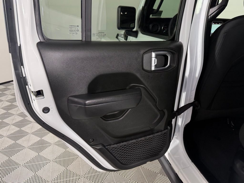 Used 2023 Bright White Clearcoat Jeep Rubicon 4xe image 26