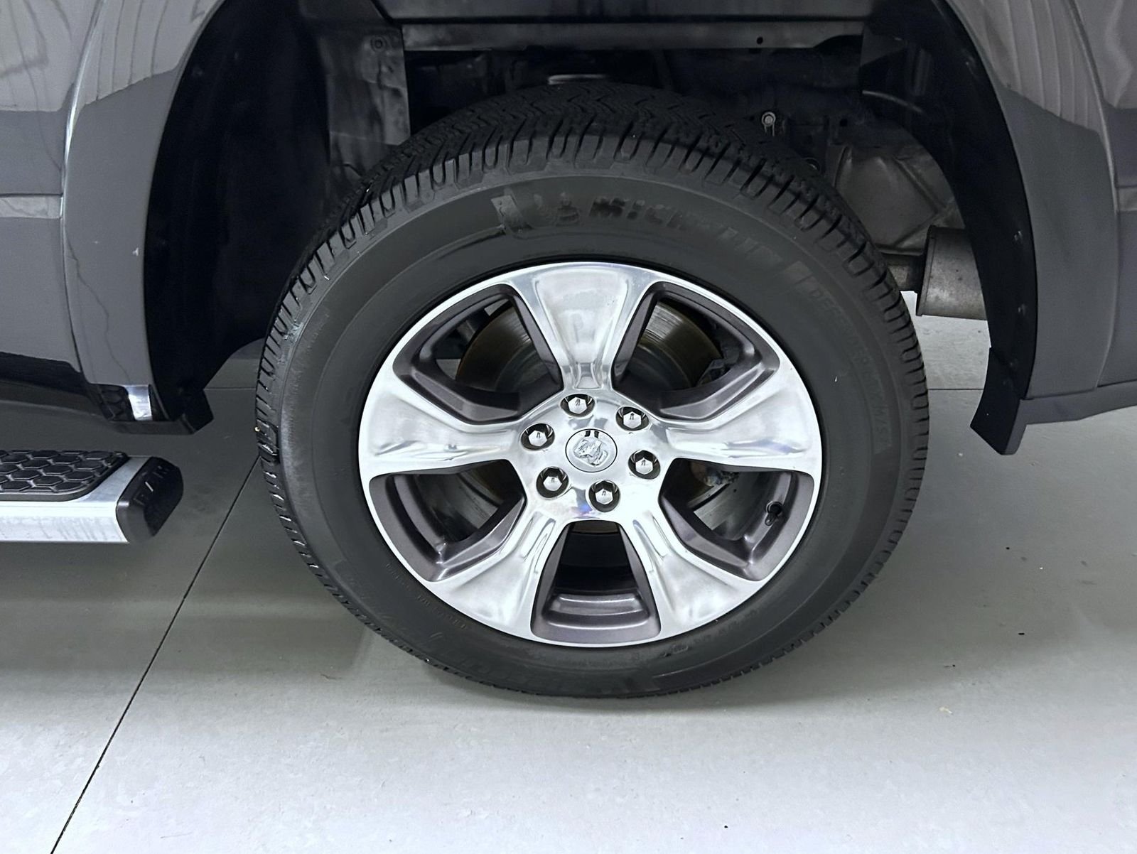 Used 2020 Black Ram Laramie image 22