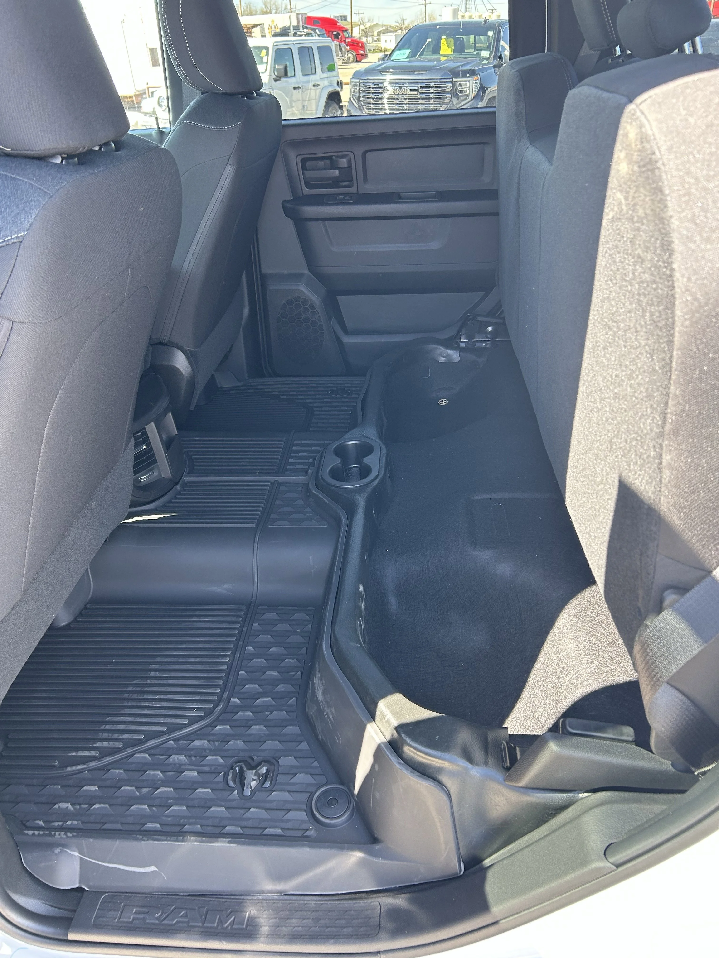 2026 RAM 3500 Tradesman - Photo 8