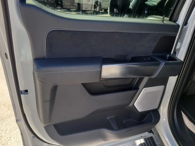 New 2026 Avalanche Ford Platinum image 12
