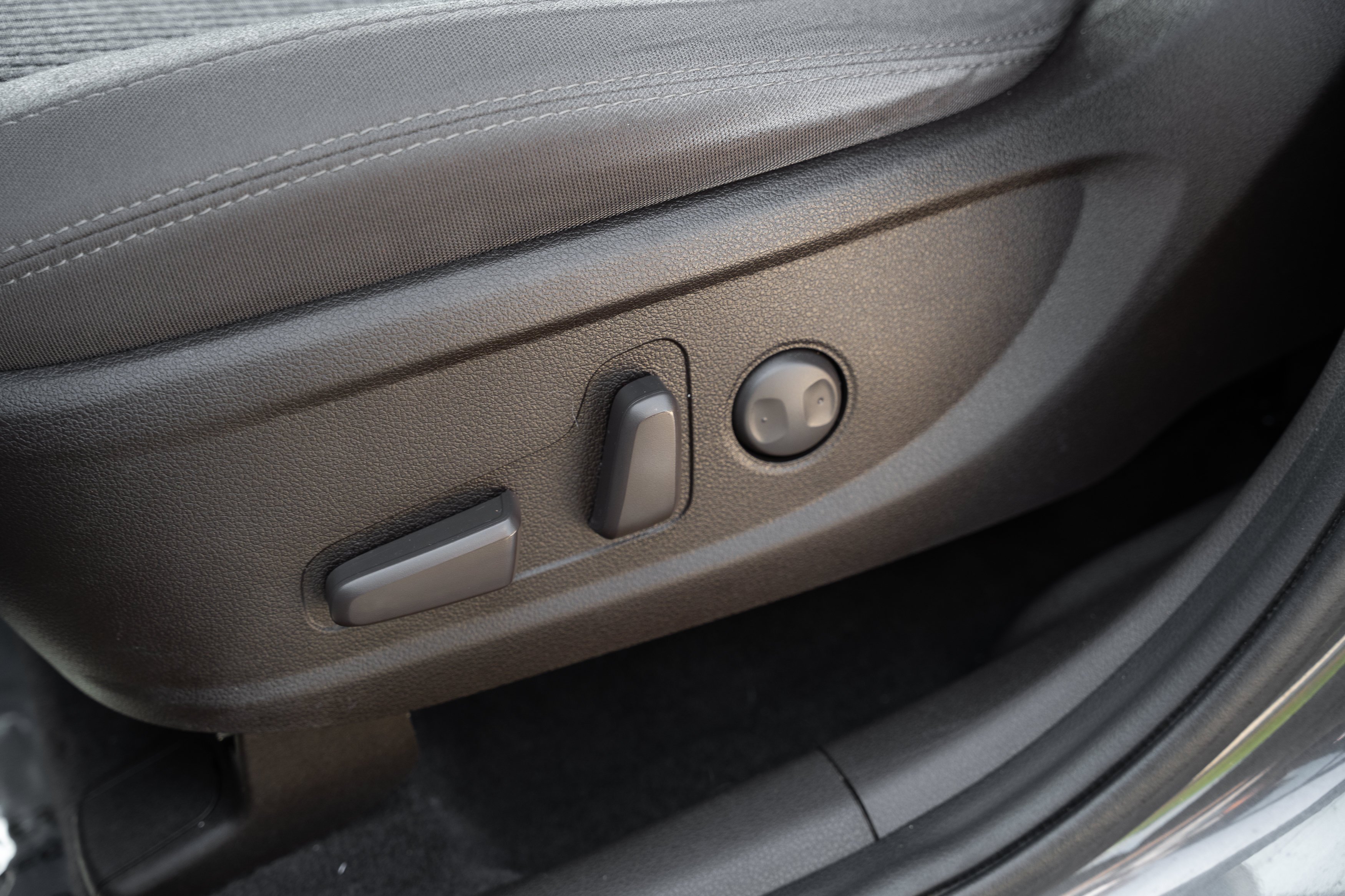 Used 2020 Portofino Gray Hyundai SEL image 23