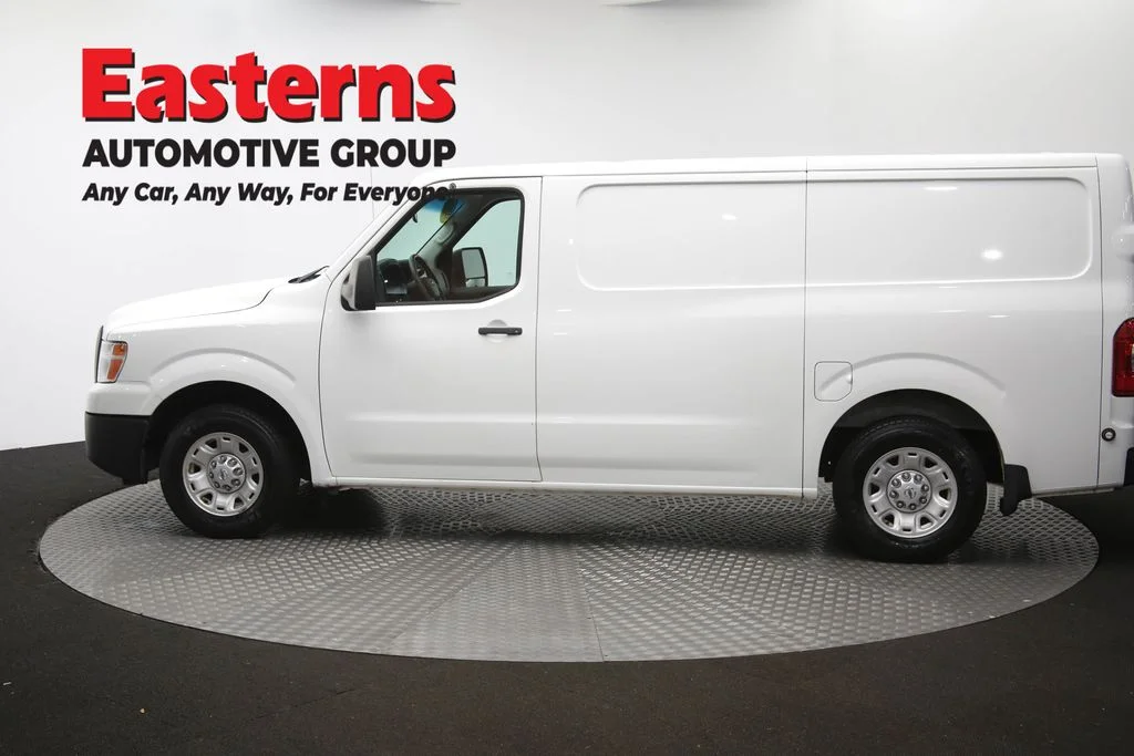 Used 2018 White Nissan SV image 61