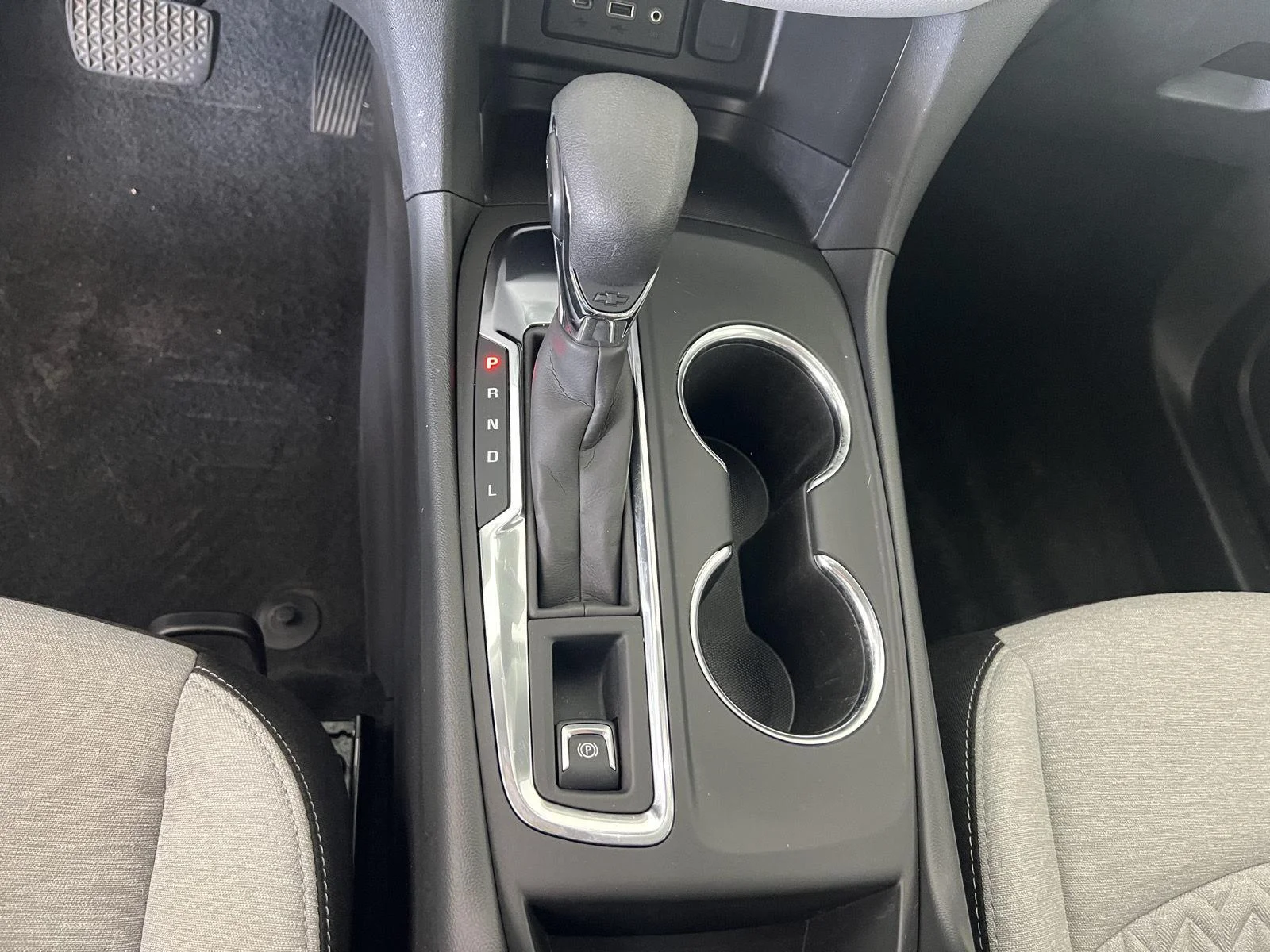 Used 2024 Sterling Gray Metallic Chevrolet LS image 16