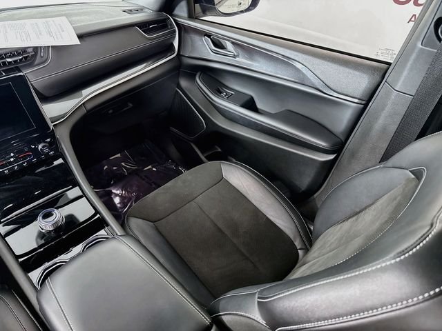 Used 2022 Bright White Clearcoat Jeep Altitude image 22