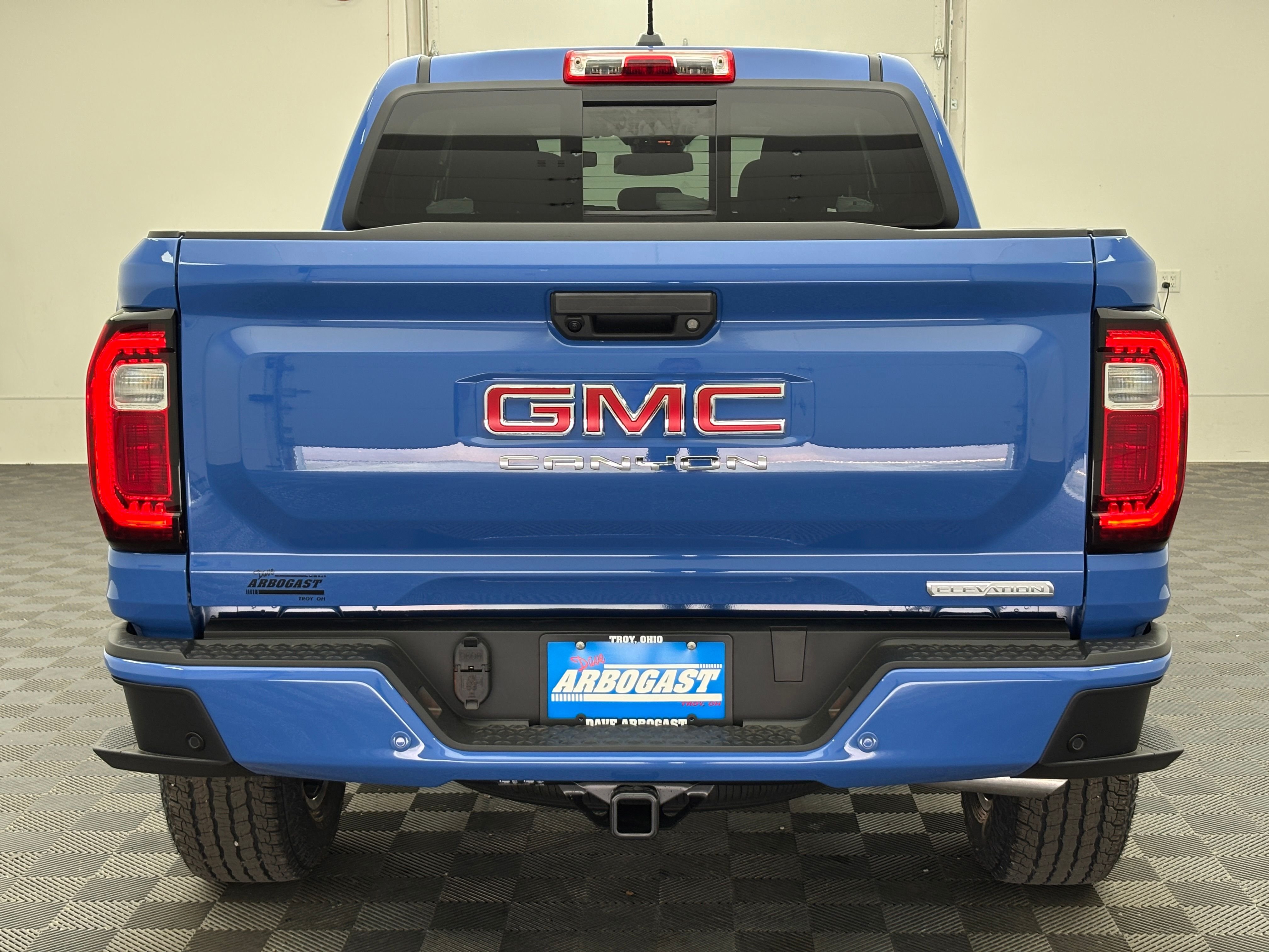 New 2026 Rapids Metallic GMC Elevation image 8