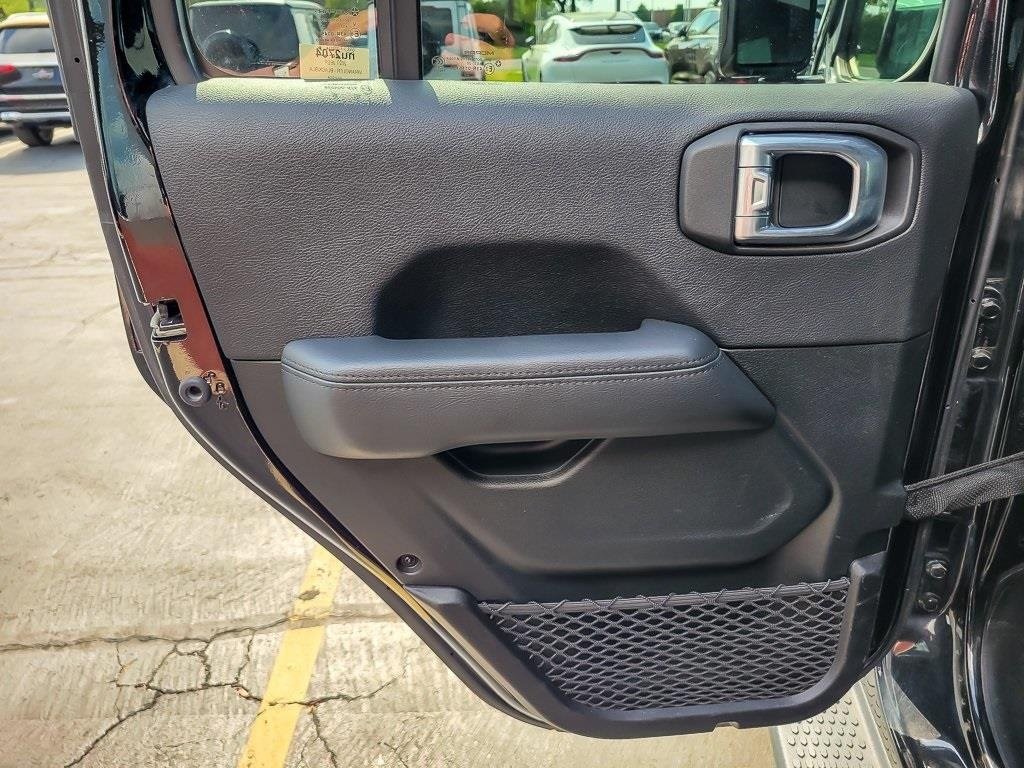 2021 JEEP WRANGLER - Image 16