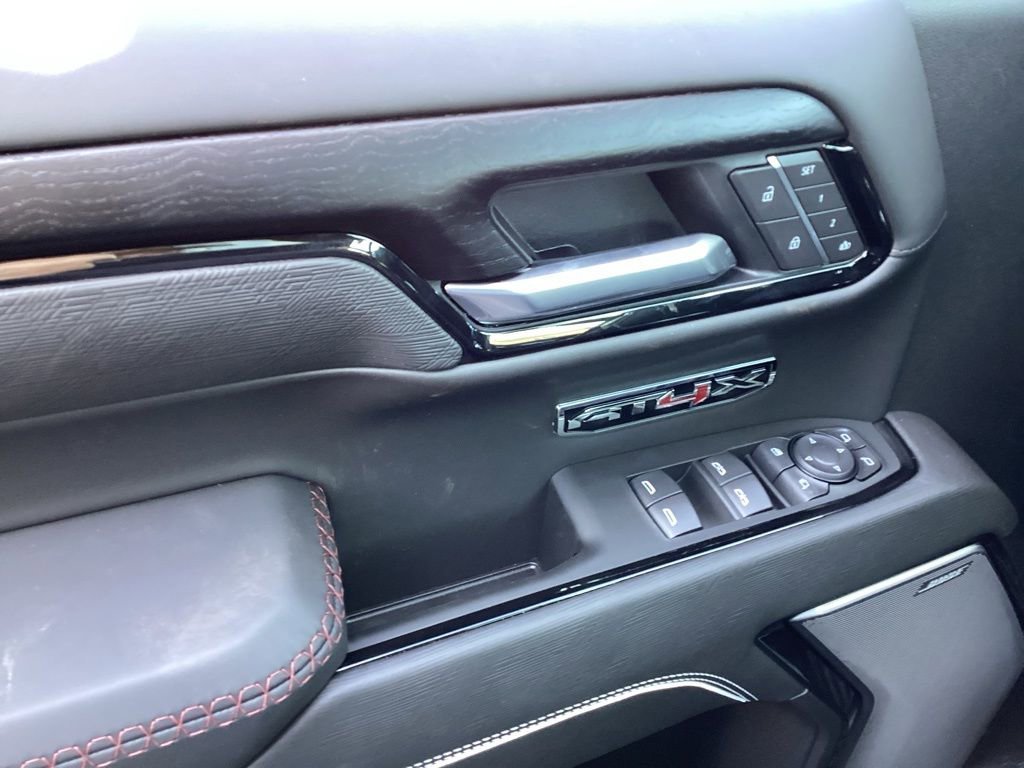 2026 GMC Sierra 1500 AT4X - Photo 11