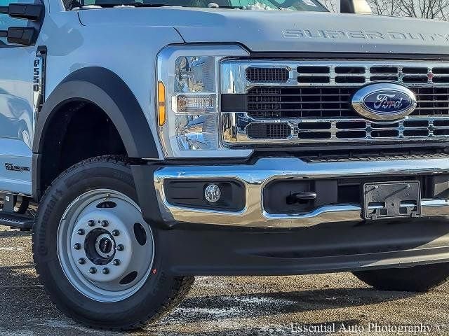 2024 Ford F-550 Super Duty Chassis Cab XL - Photo 34