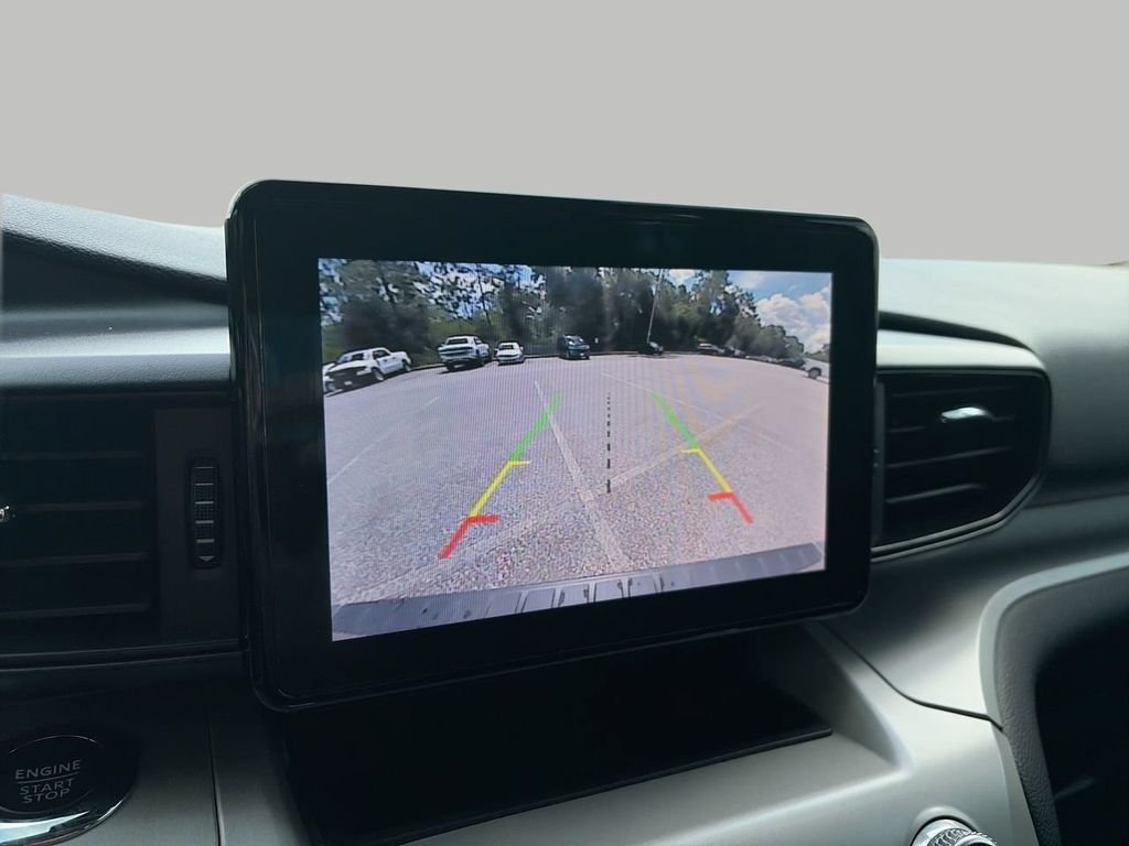 Used 2024 Gray Ford XLT image 20