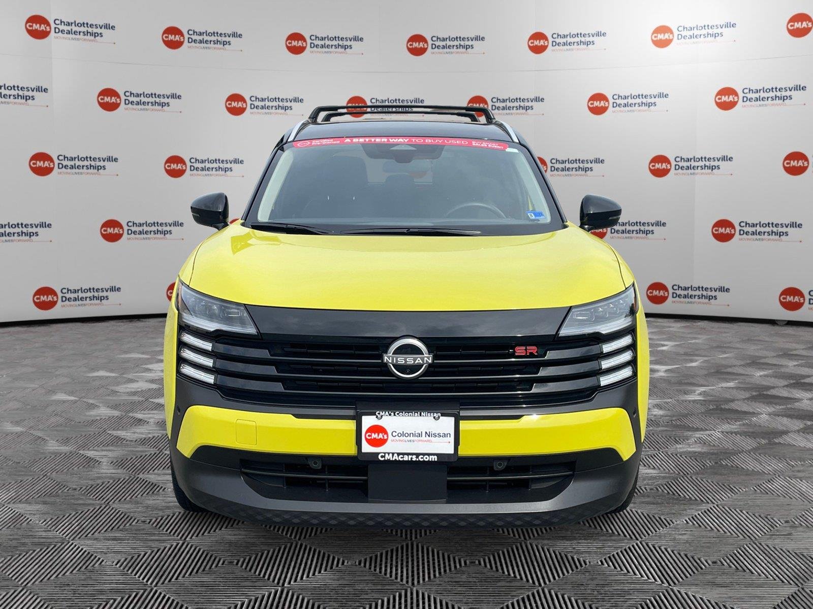 Used 2026 Yuzu Yellow Metallic/Super Black Nissan SR image 8