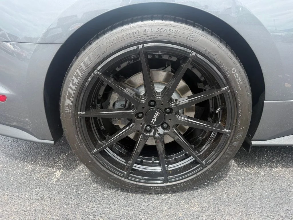 Used 2022 Gray Metallic Ford GT Premium image 47