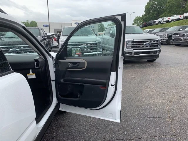 Used 2025 White Ford Big Bend image 15