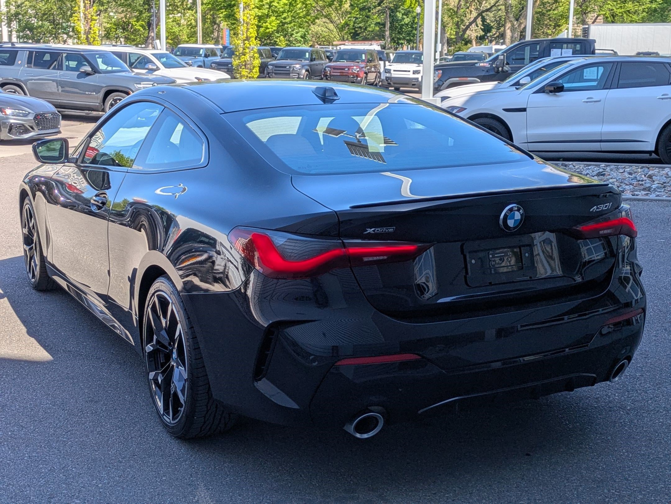 Used 2026 Black Sapphire Metallic BMW 430i xDrive image 5