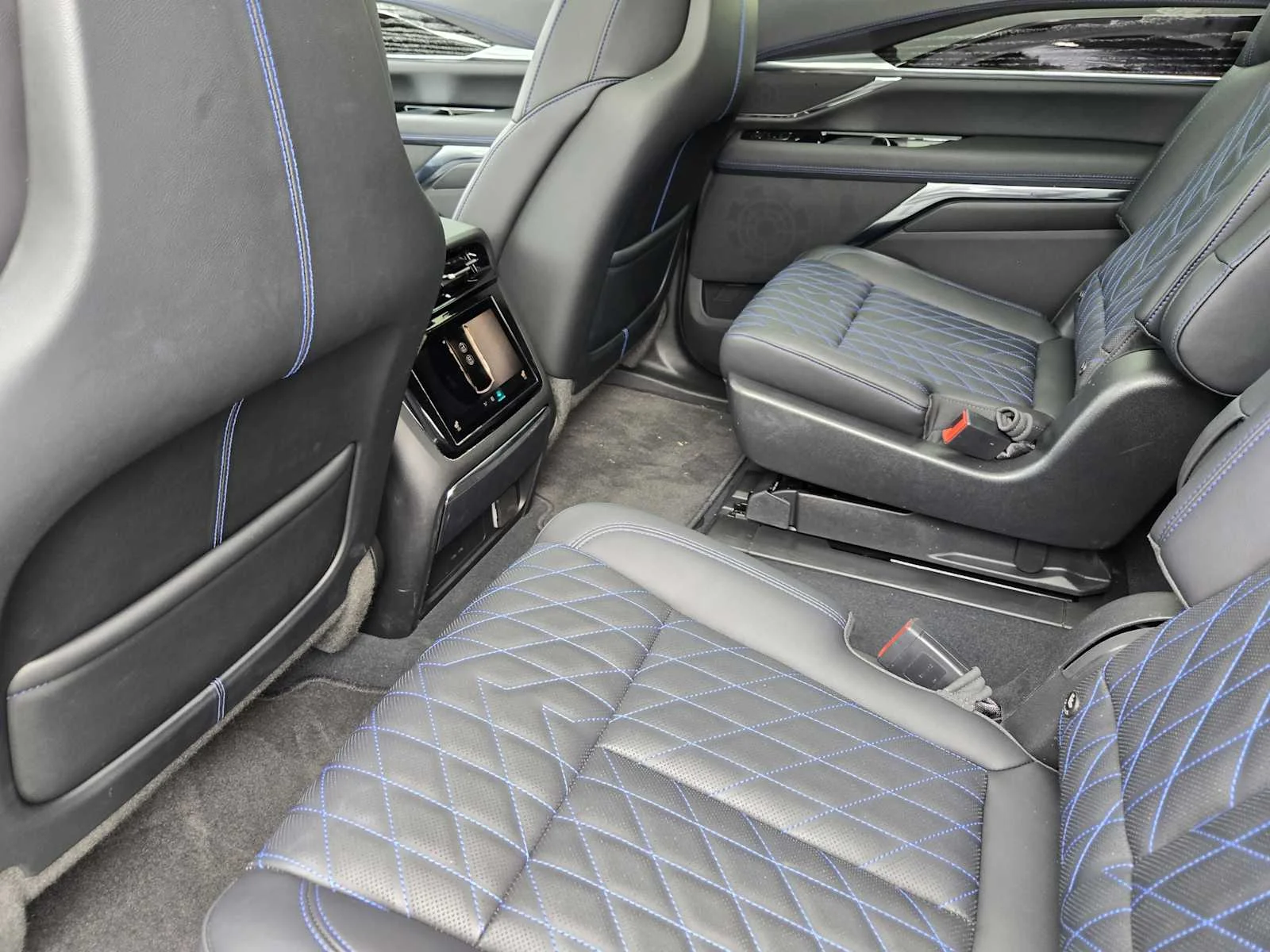 New 2026 Black Cherry Tintcoat Cadillac Luxury image 18