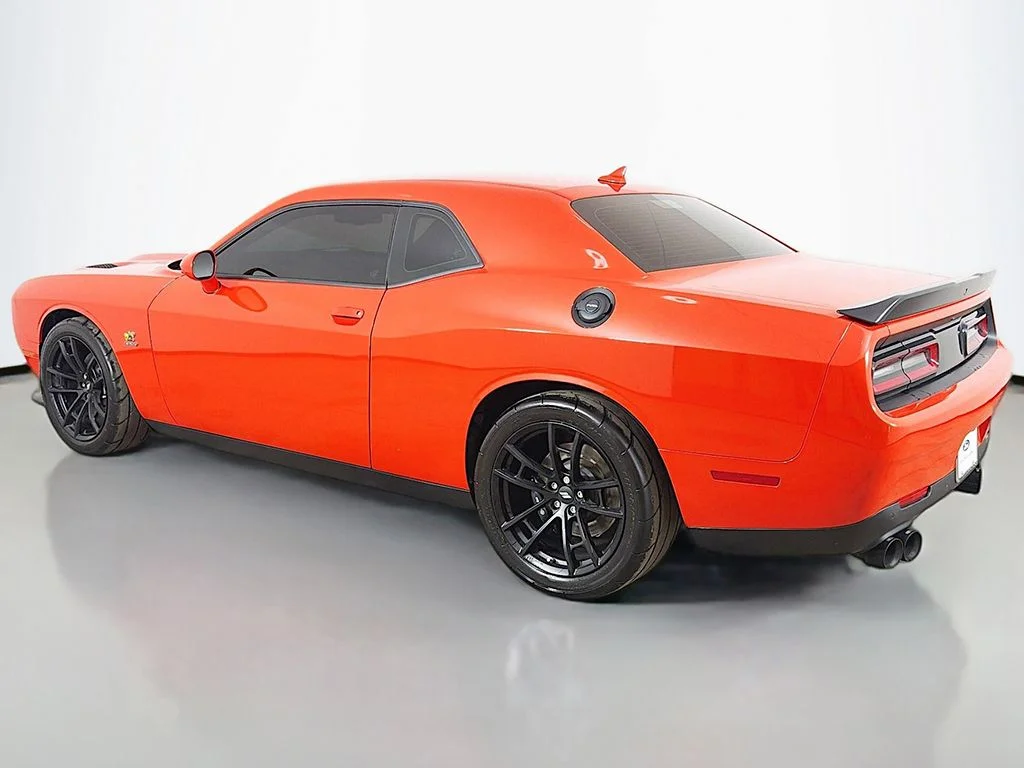 Used 2022 Go Mango! Dodge R/T Scat Pack image 9