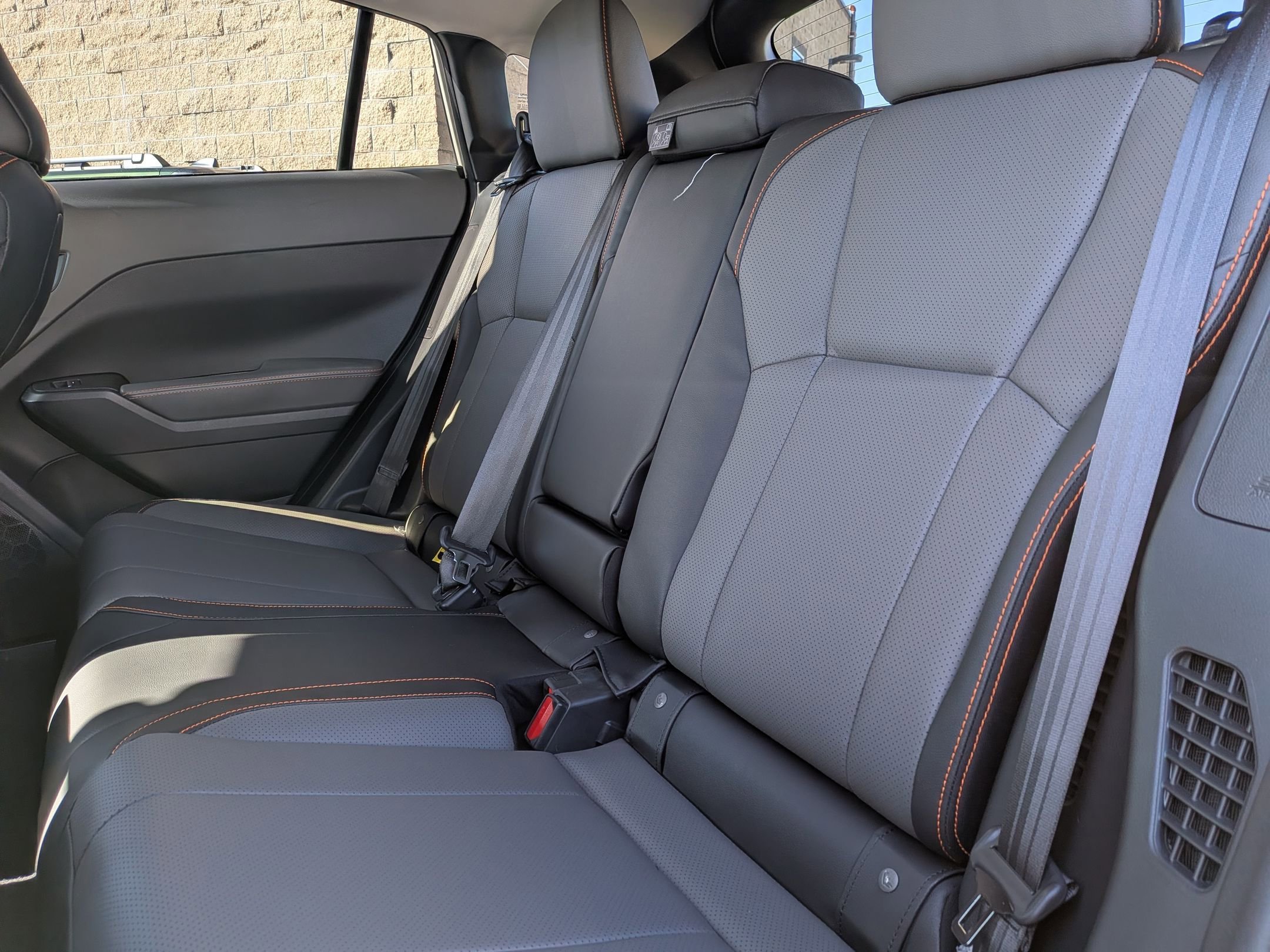 New 2026 CRYSTAL WHITE PEARL Subaru Limited Hybrid image 6
