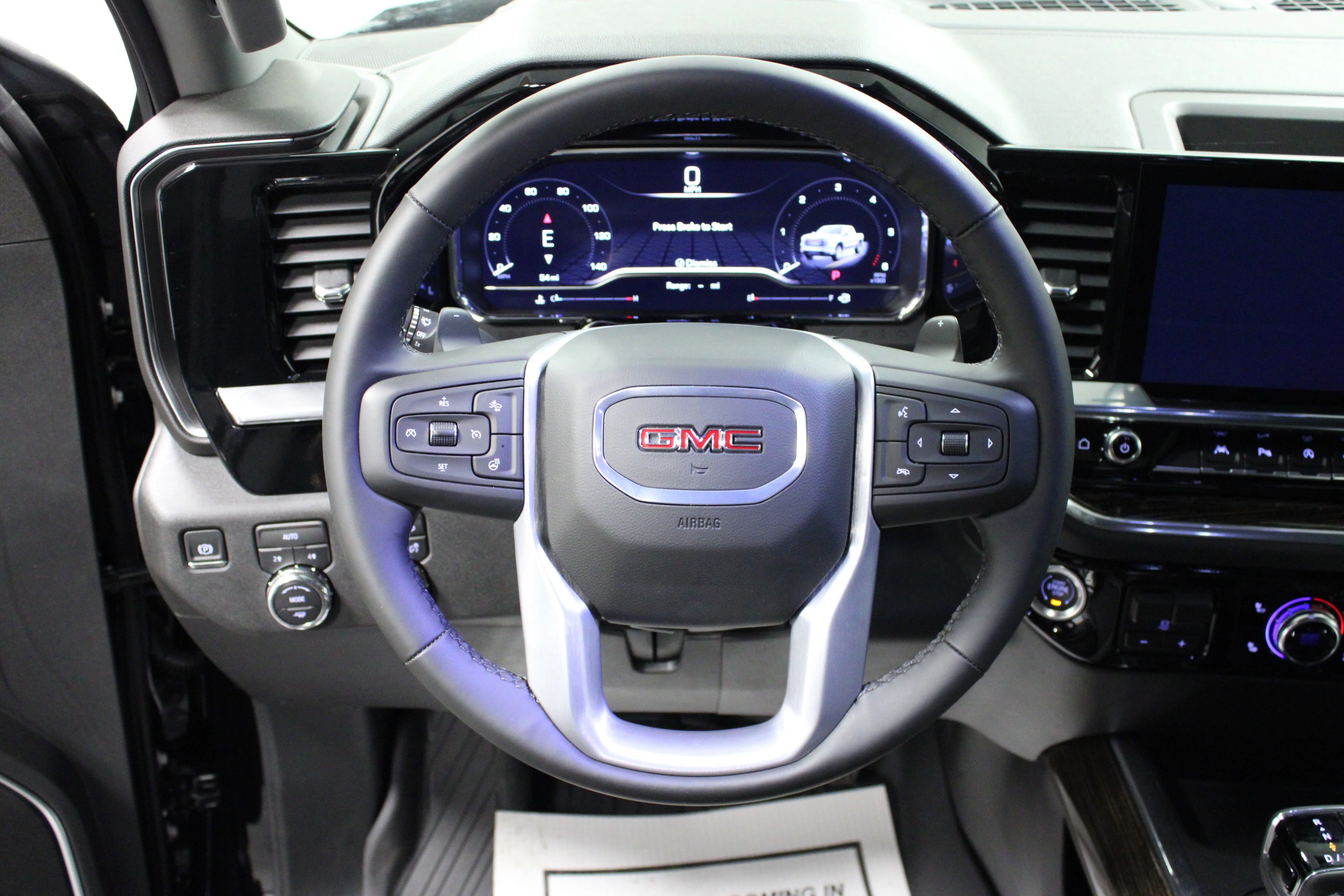 New 2025 Onyx Black GMC Elevation image 17