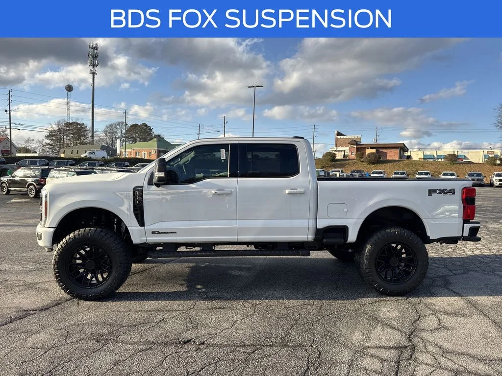 New 2025 White Ford Lariat image 4