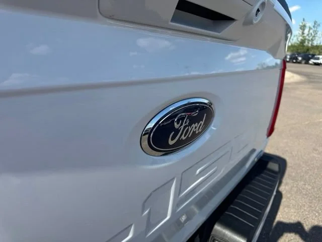 Used 2023 White Ford XL image 22