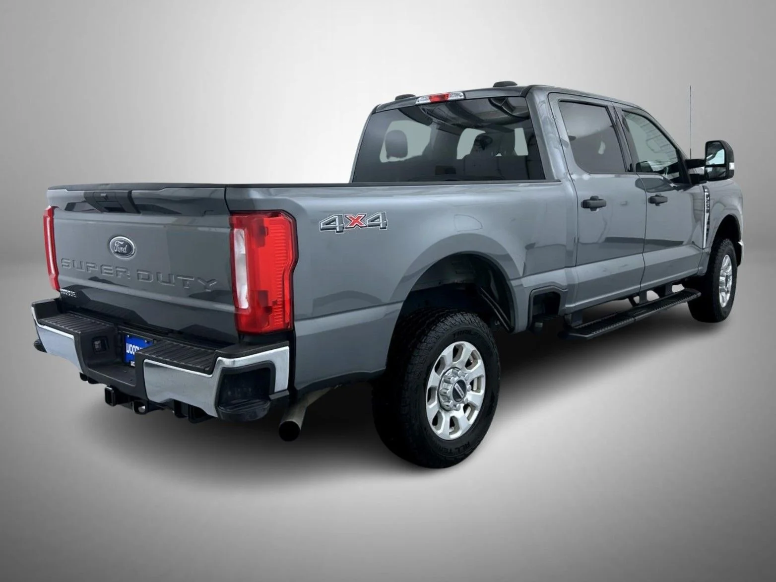 Used 2024 Gray Ford XLT image 5