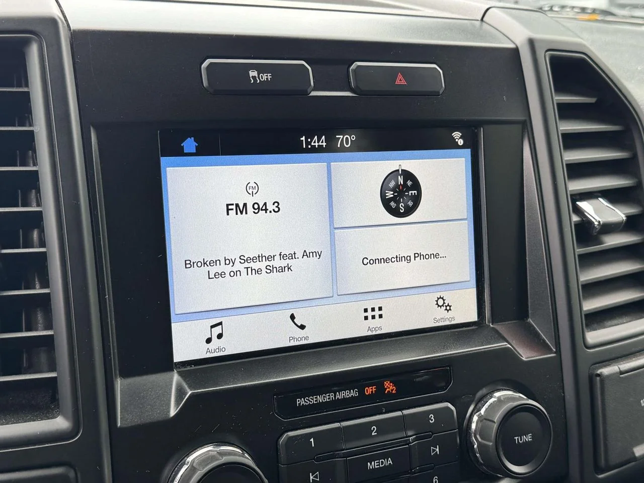 Used 2017 Shadow Black Ford XL image 27