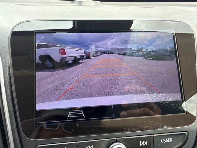 Used 2025 White Chevrolet LT image 22