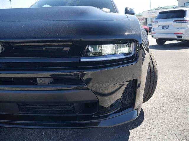 New 2026 Diamond Black Crystal Pearlcoat Dodge Scat Pack image 12