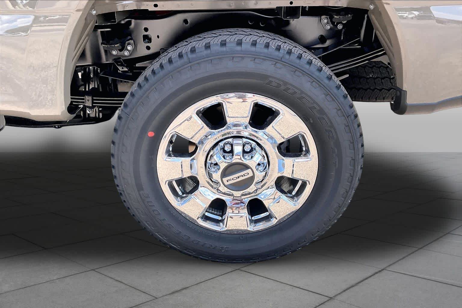New 2026 Marsh Gray Ford F-350® Lariat® image 11