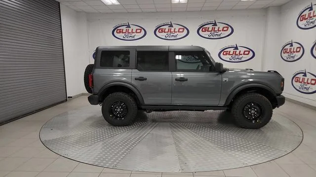 New 2026 Carbonized Gray Metallic Ford Big Bend image 13